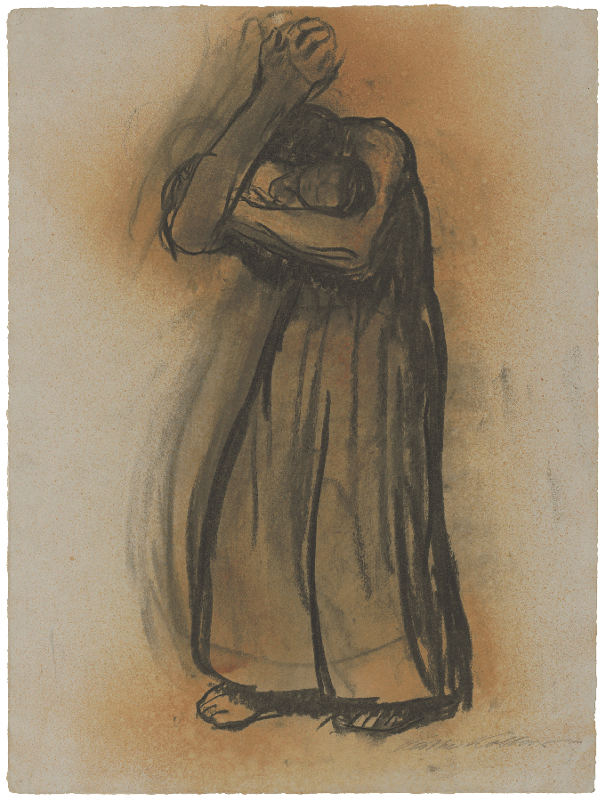 Käthe Kollwitz, Mère debout, pressant son bébé contre son visage, 1915, fusain sur papier gris, fixatif à la gomme-laque, NT 722 collection Kollwitz de Cologne © Käthe Kollwitz Museum Köln